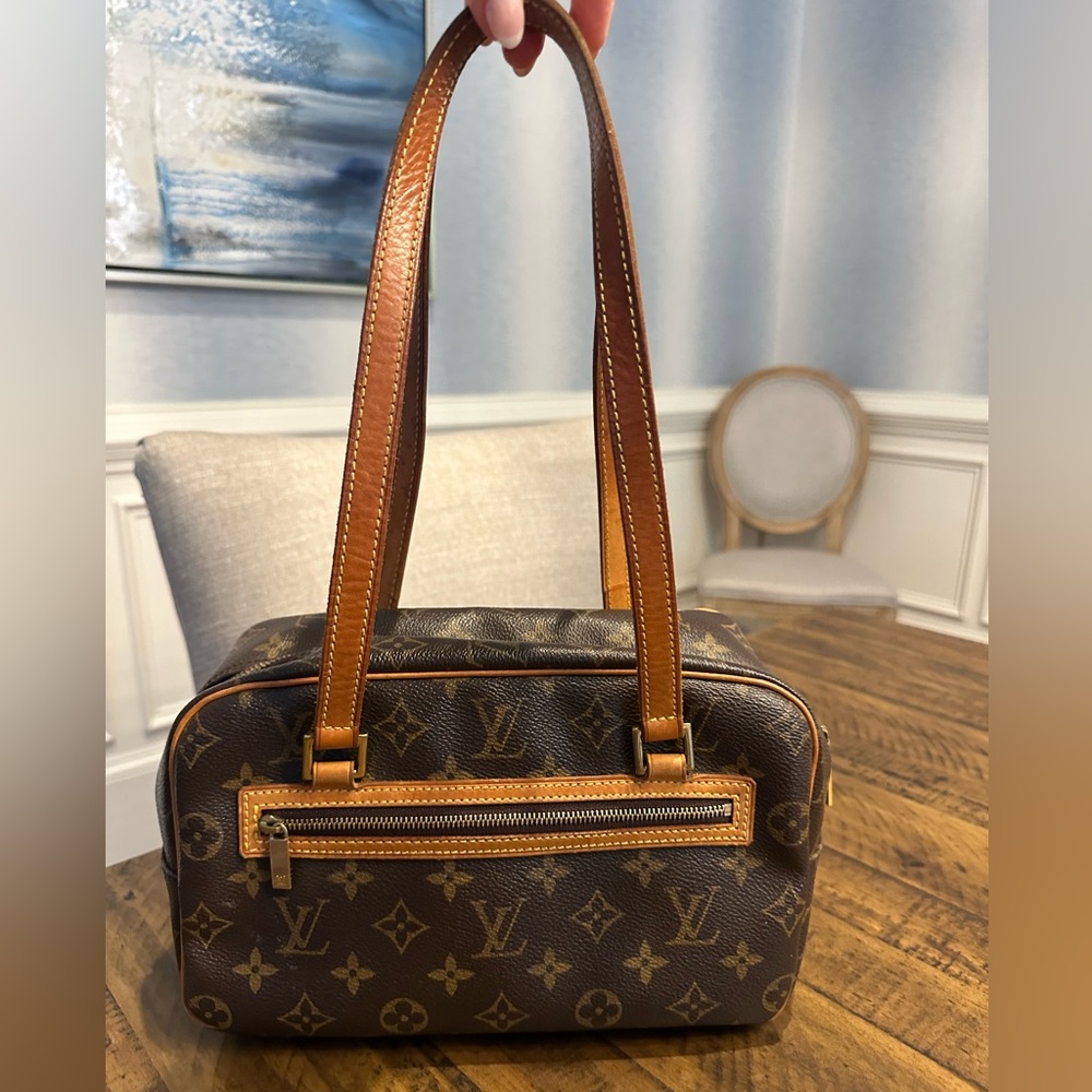 Vintage Louis Vuitton Cite Handbag
